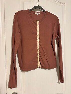 Wishlist Women's Brown Long-Sleeve Button Shirt